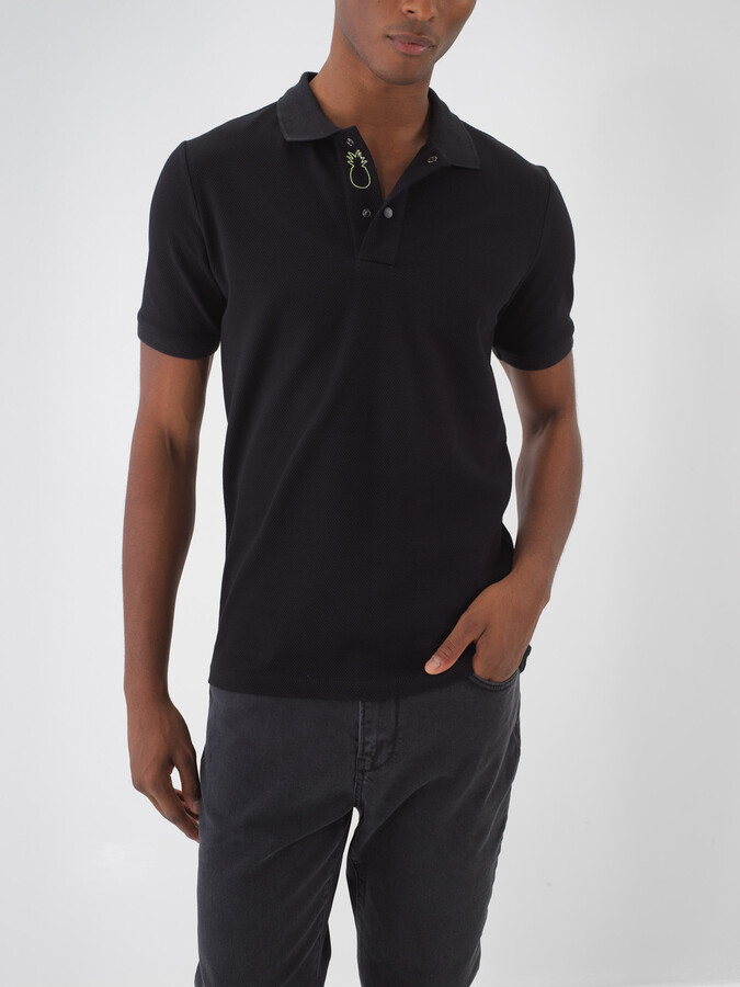 Siyah Pamuk Dokulu Slim Fit Tişört