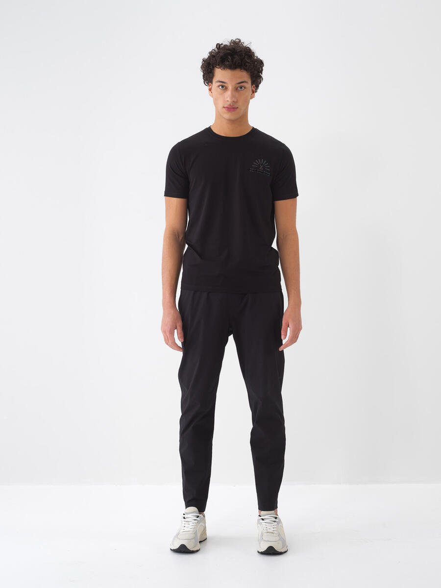 Siyah Pamuk Dokulu Slim Fit Tişört - 1