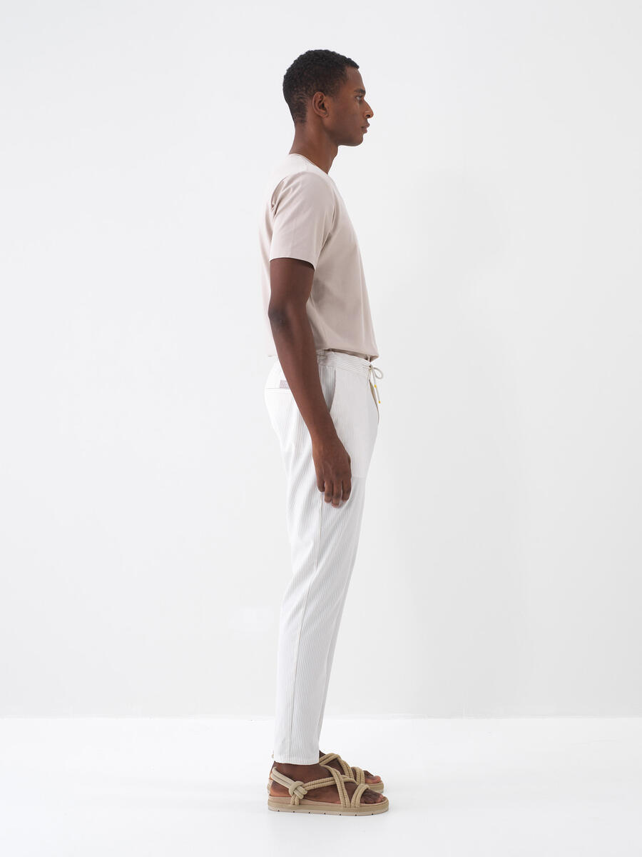 Taş Rengi Pamuk Dokulu Slim Fit Tişört - 3