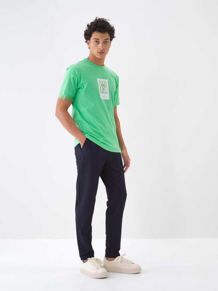 Yeşil Pamuk Dokulu Regular Fit Tişört - 1