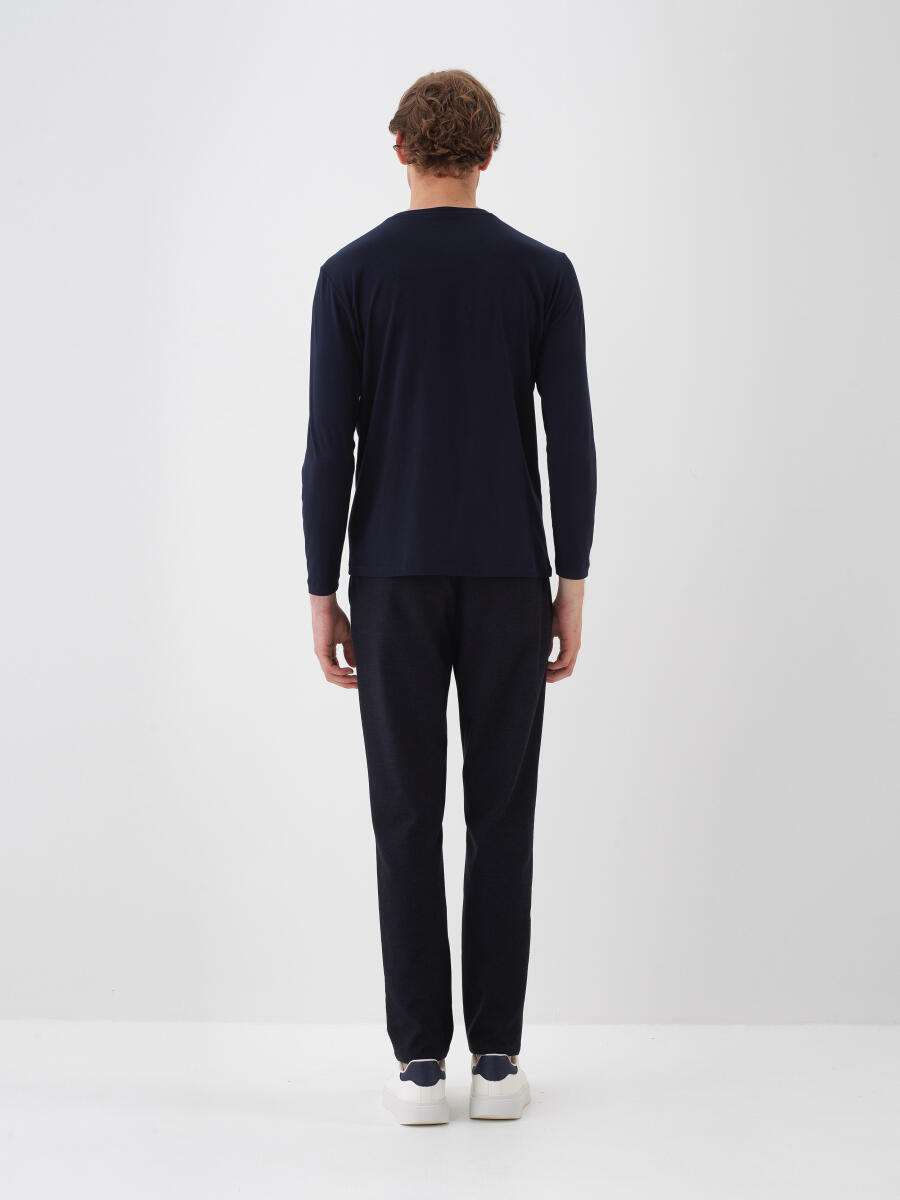 Lacivert Modal Dokulu Slim Fit Uzun Kollu Tişört - 4