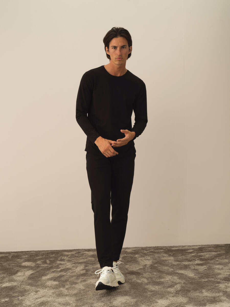 Siyah Modal Dokulu Slim Fit Uzun Kollu Tişört - 2