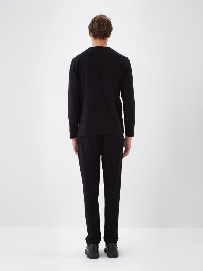 Siyah Pamuk Dokulu Regular Fit Uzun Kollu Tişört - 4