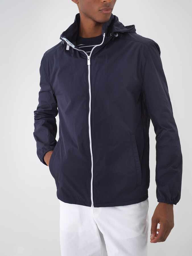 Lacivert Formunu Koruyan Regular Fit Yağmurluk (1)