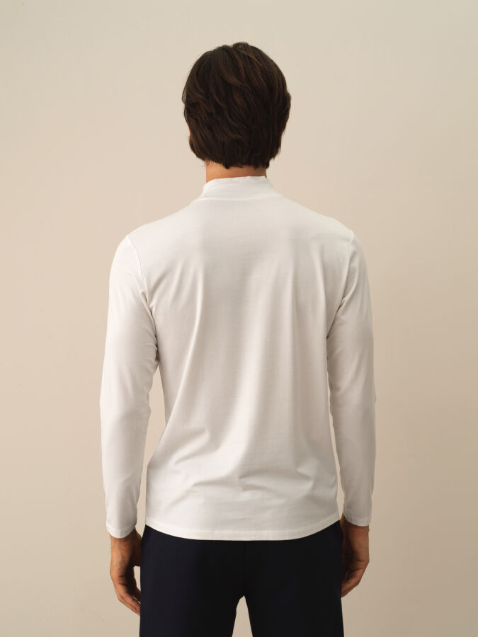 Half Turtle Neck Slim Fit Modal Basic T-Shirt - Xint