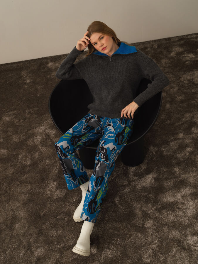 Half Zippered Regular Fit Sweater - Xint