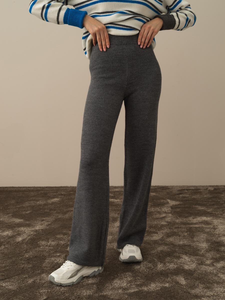 High Waist Regular Fit Wool Knit Pants