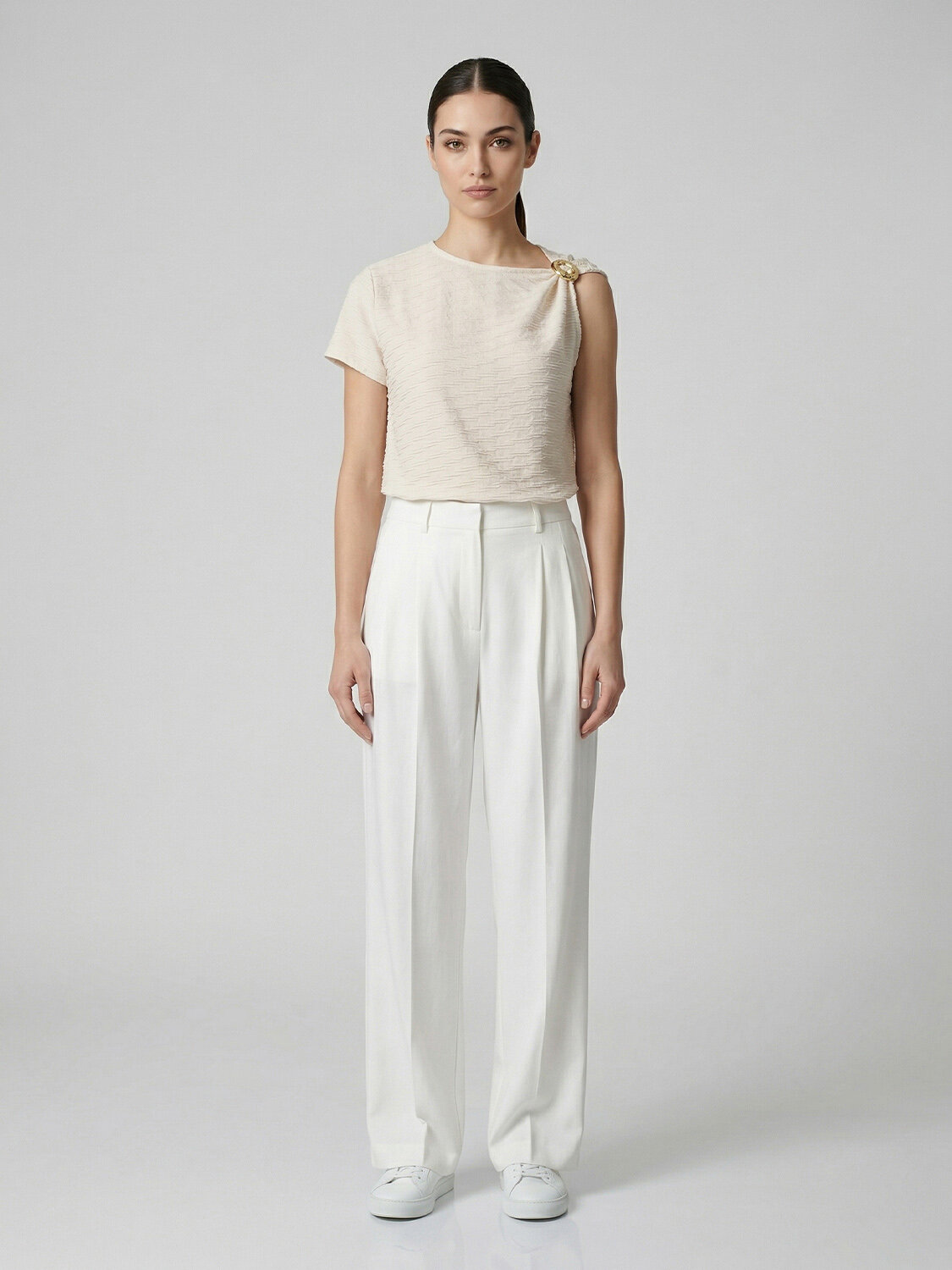 Bej Doğal Dökümlü Regular Fit Bluz (1)