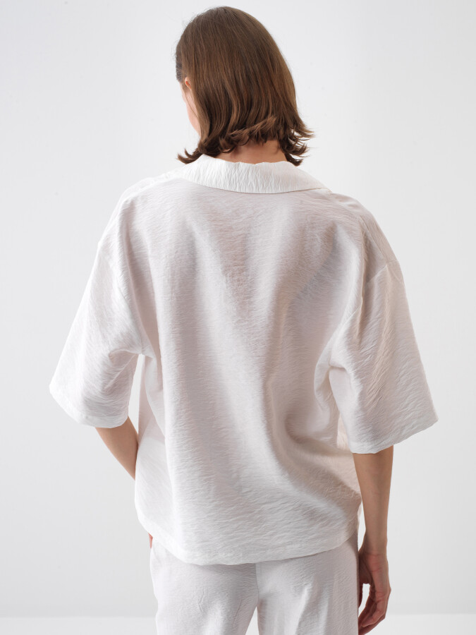 Beyaz Doğal Dökümlü Oversize Bluz - 4