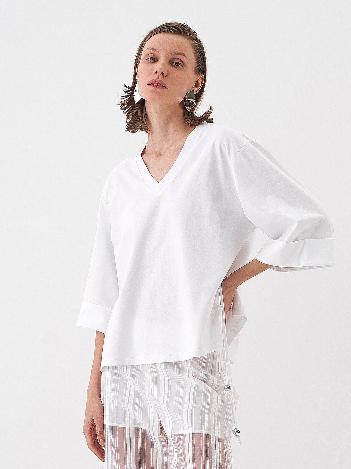 Beyaz Pamuk Dokulu Oversize Bluz