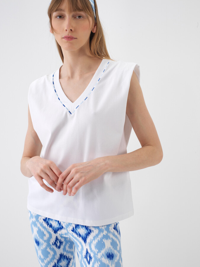 Beyaz Pamuk Dokulu Regular Fit Bluz - 1