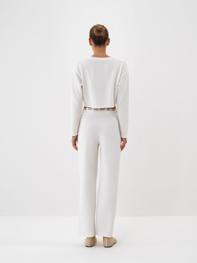 Ekru Esnek Dokulu Regular Fit Bluz - Xint