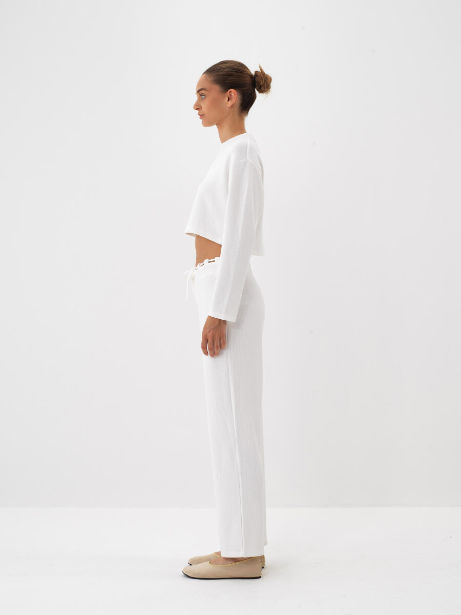 Ekru Esnek Dokulu Regular Fit Bluz - 2