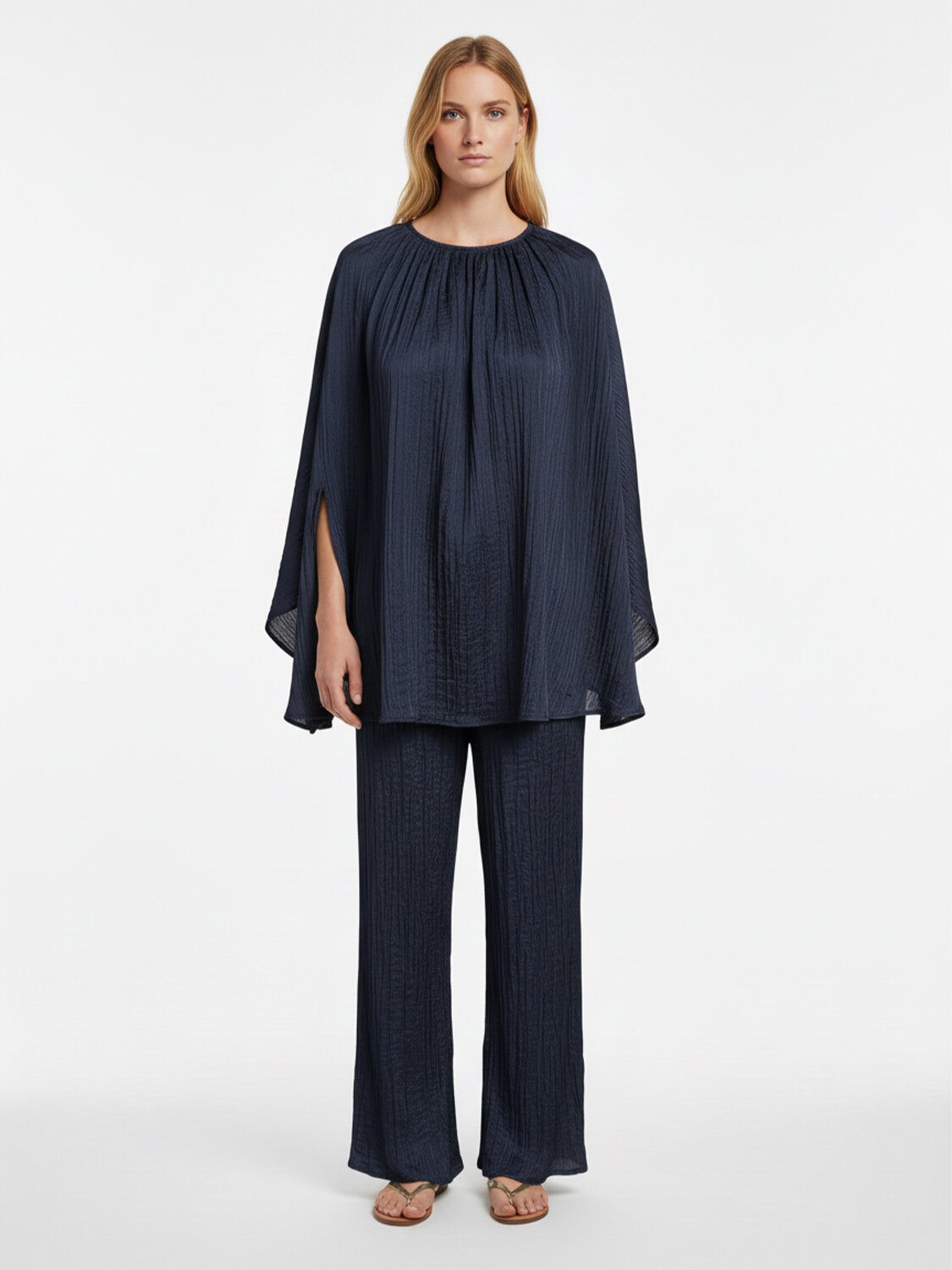 Lacivert Formunu Koruyan Oversize Bluz (1)