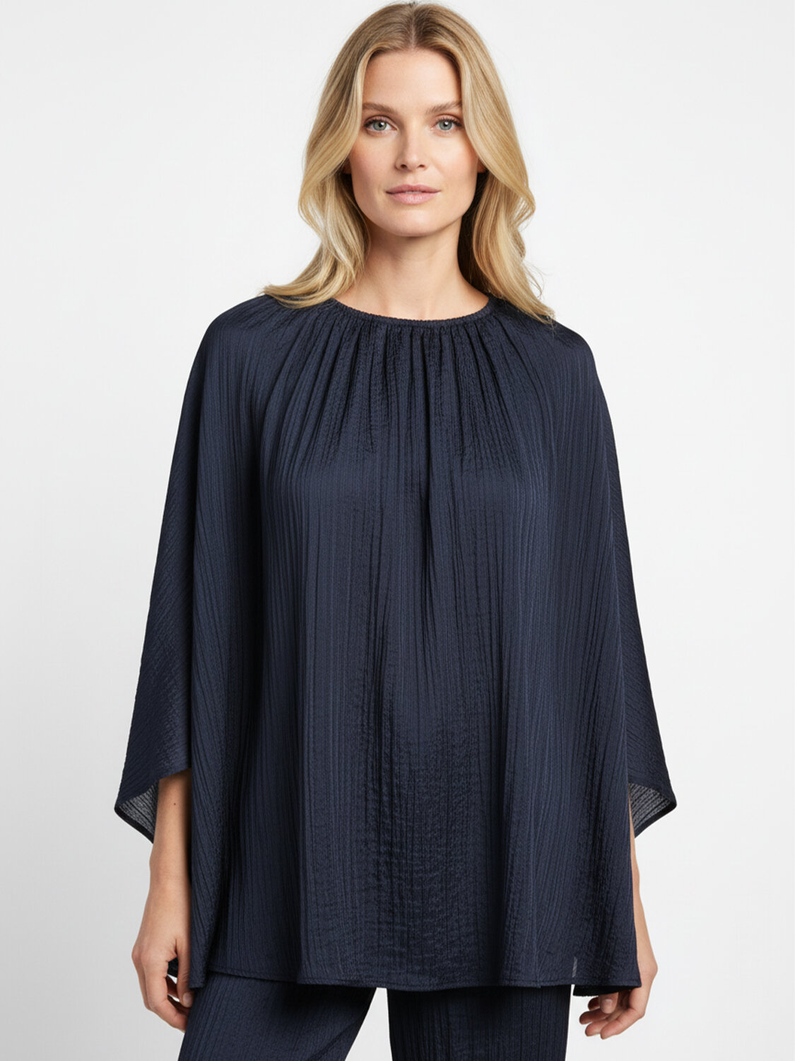 Lacivert Formunu Koruyan Oversize Bluz