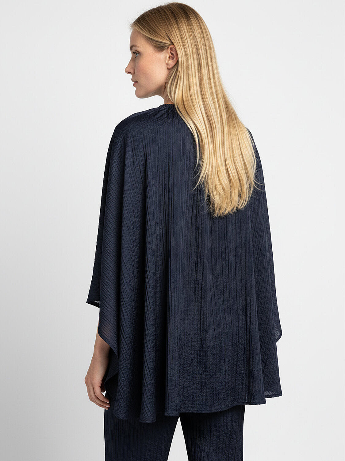Lacivert Formunu Koruyan Oversize Bluz (4)
