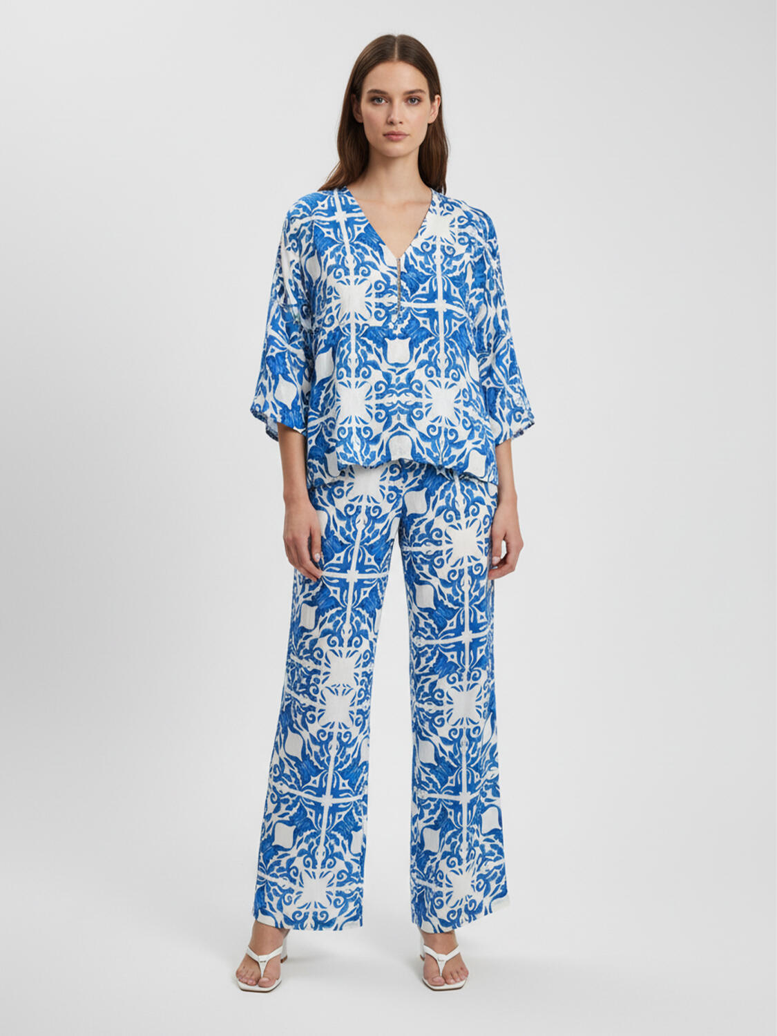 Mavi Doğal Dökümlü Oversize Bluz - 3