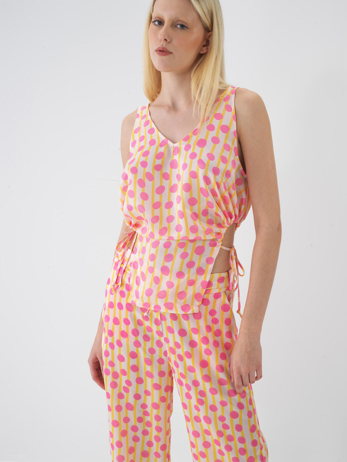 Pembe Formunu Koruyan Oversize Bluz