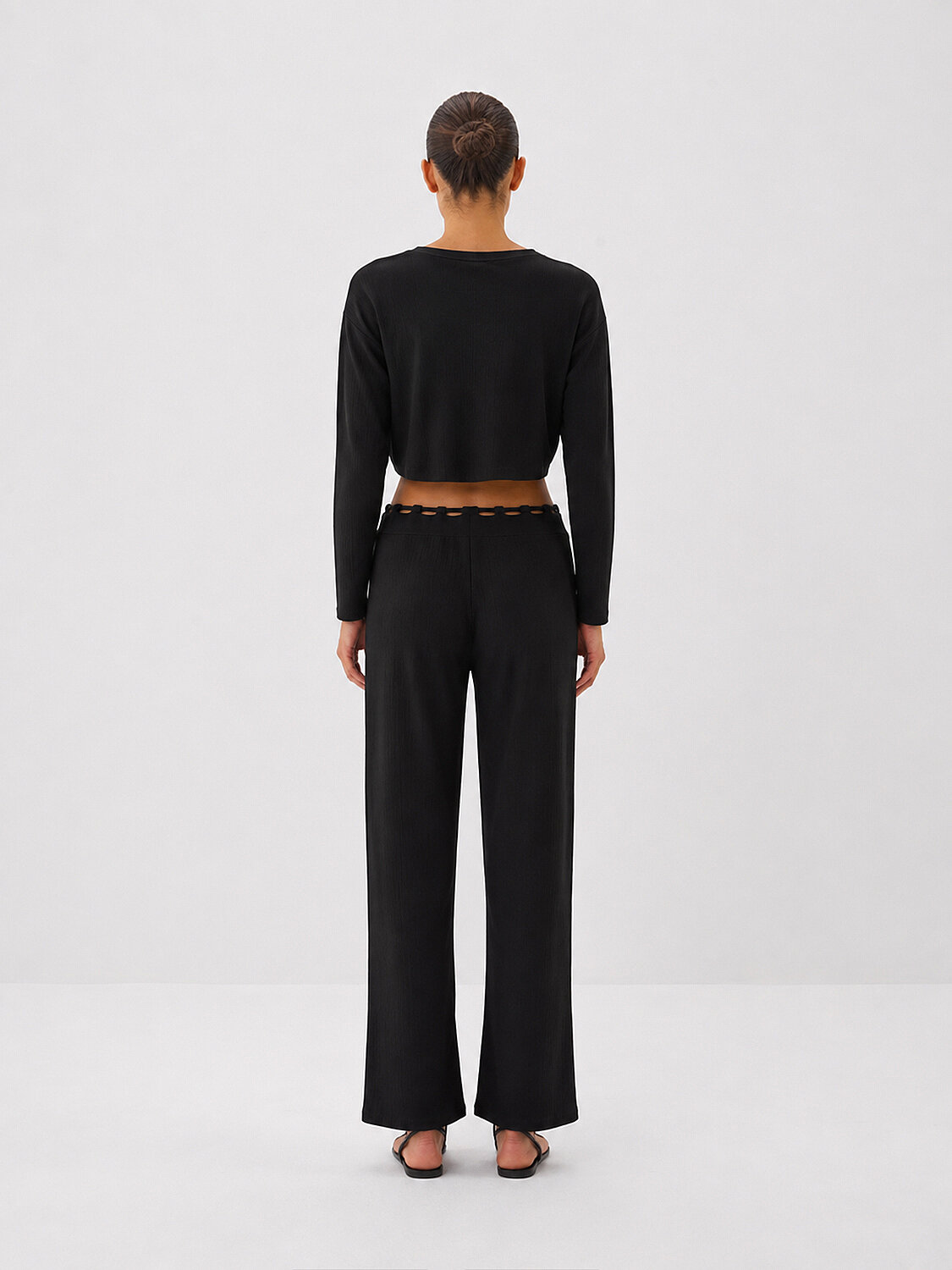Siyah Regular Fit Bisiklet Yaka Bluz - 4