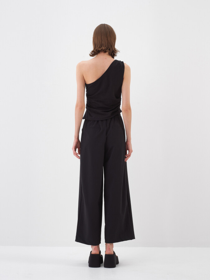 Siyah Formunu Koruyan Regular Fit Bluz - 5