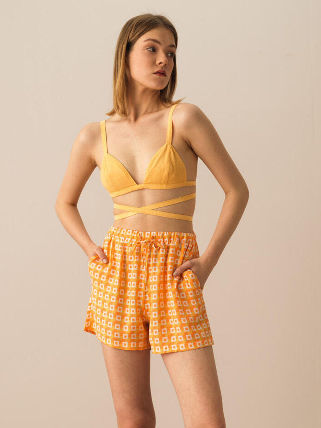 Sarı Doğal Akışlı Slim Fit Büstiyer