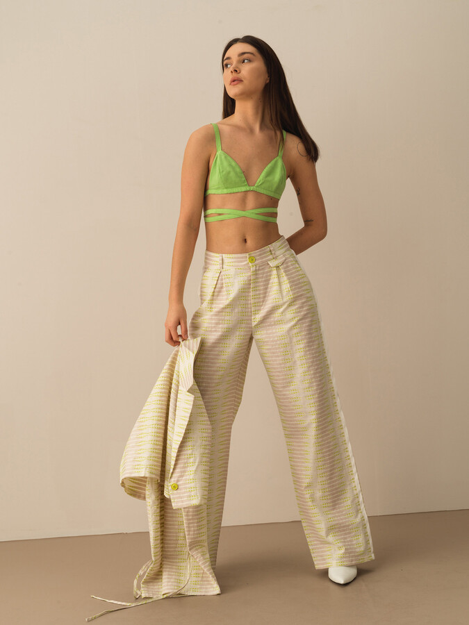 Yeşil Doğal Akışlı Slim Fit Büstiyer (1)