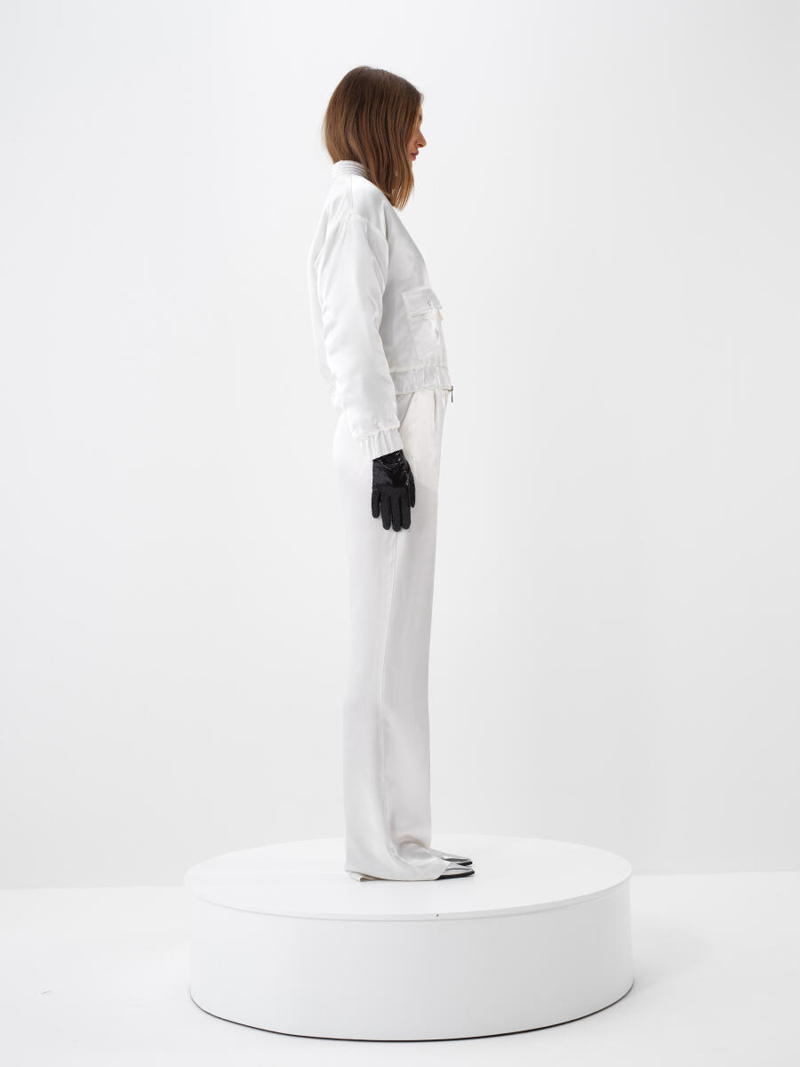 Beyaz İpeksi Saten Oversize Ceket - 6