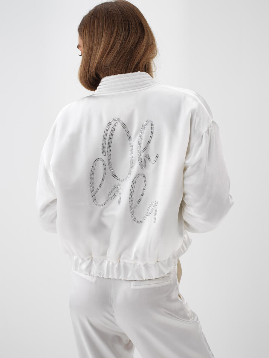 Beyaz İpeksi Saten Oversize Ceket - 3