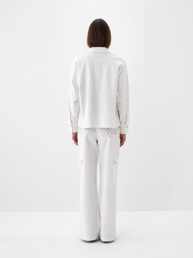 Beyaz Lüks Dokulu Soft Kadife Oversize Ceket - Xint