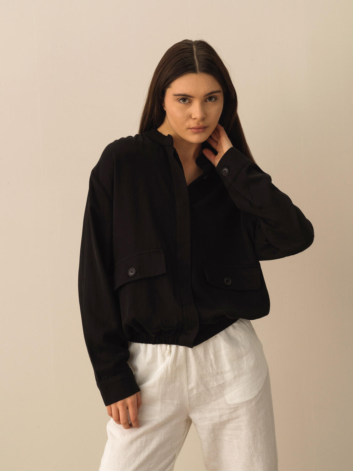 Siyah Doğal Akışlı Oversize Ceket