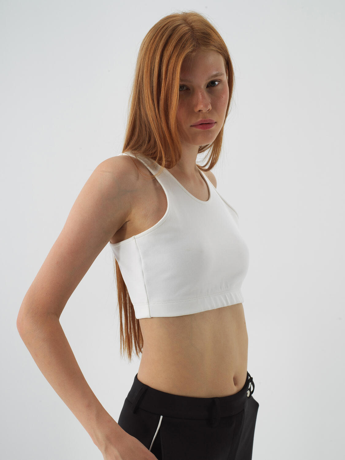 Ekru Pamuk Dokulu Regular Fit Crop