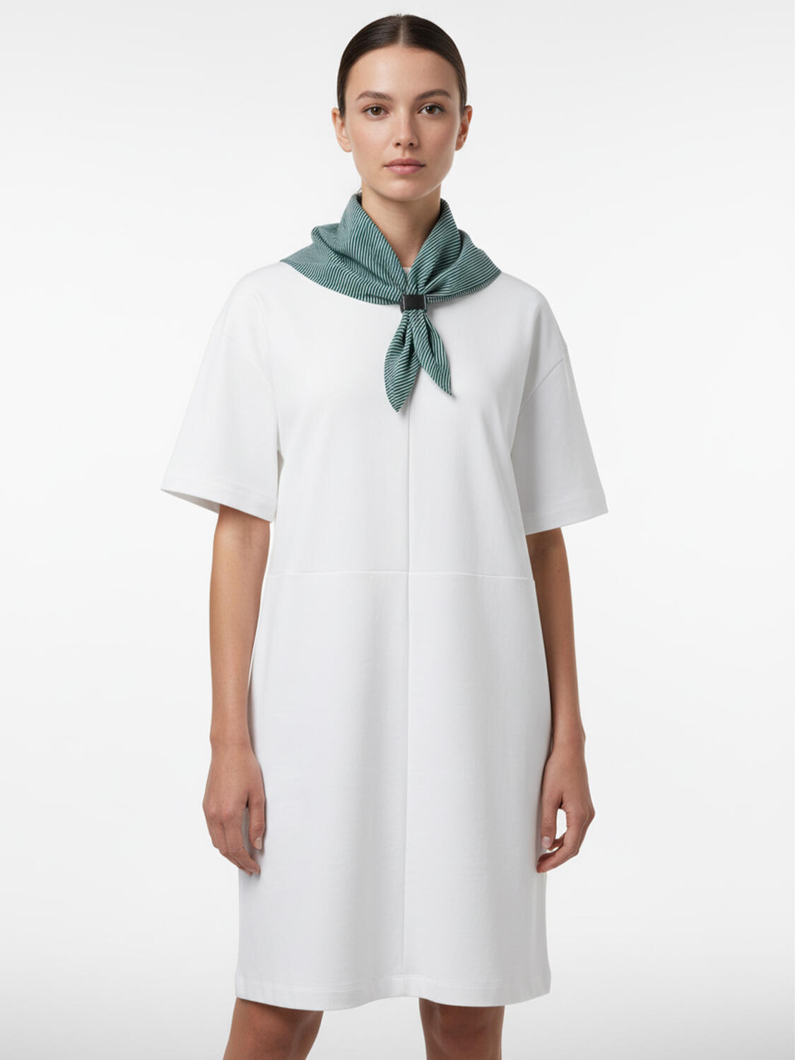 Beyaz Pamuk Dokulu Oversize Elbise - 2