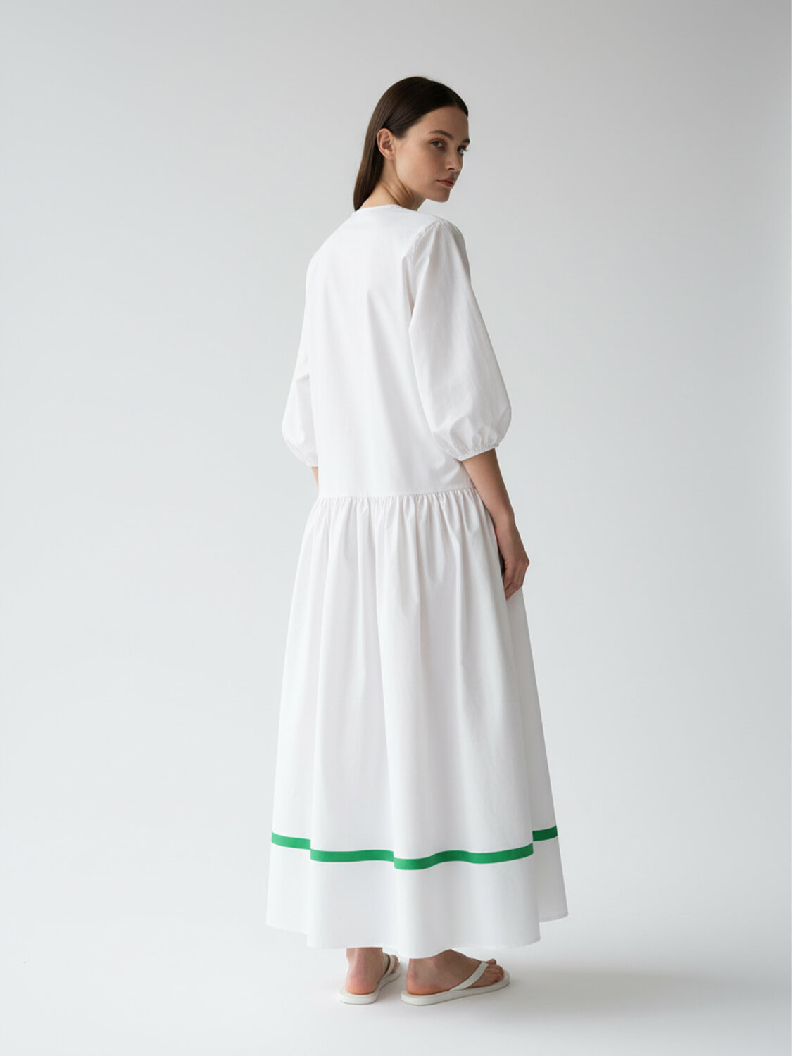 Beyaz Pamuk Dokulu Oversize Elbise - 3