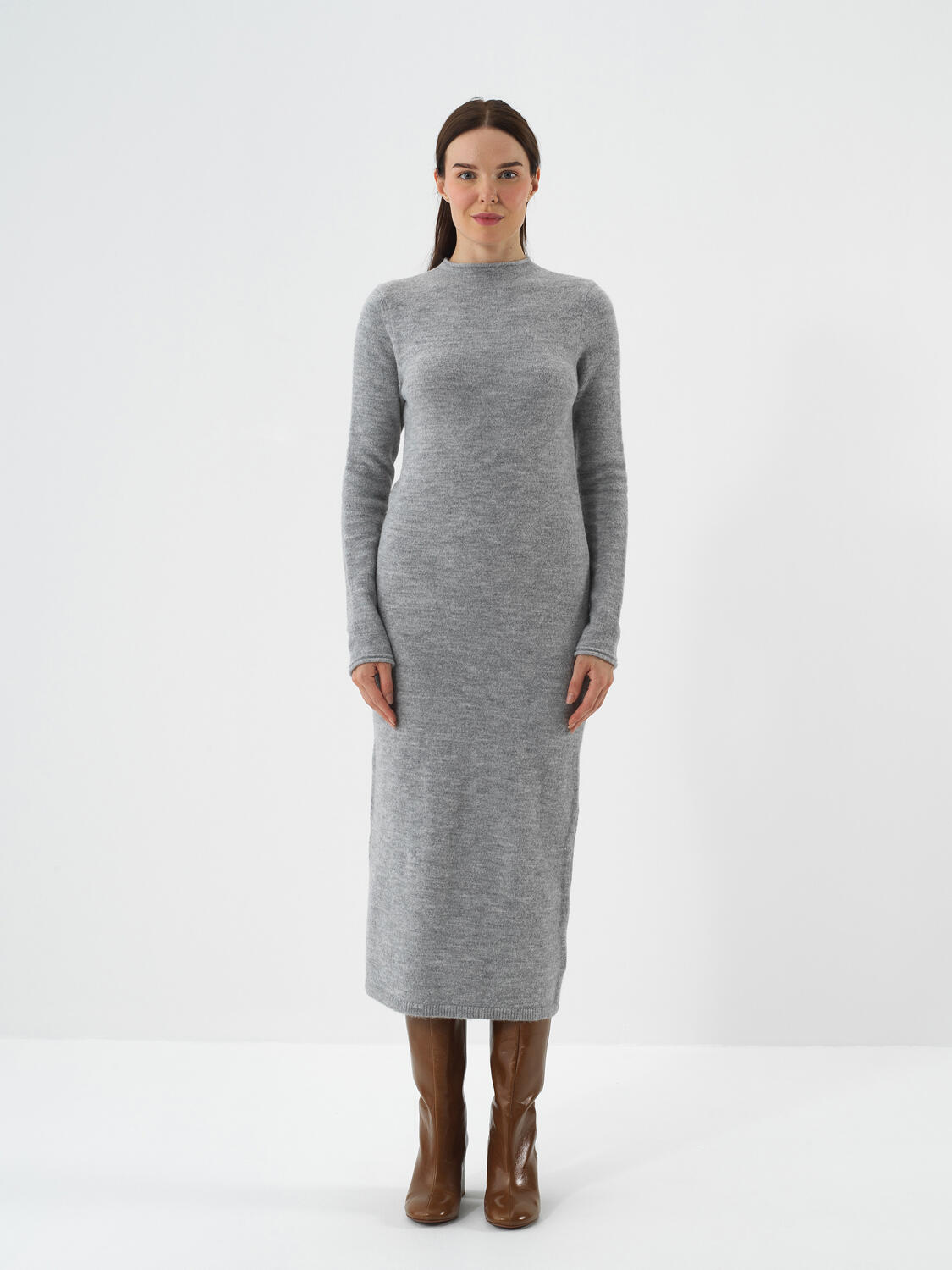 Gri Yumuşak Dokulu Oversize Elbise - 1