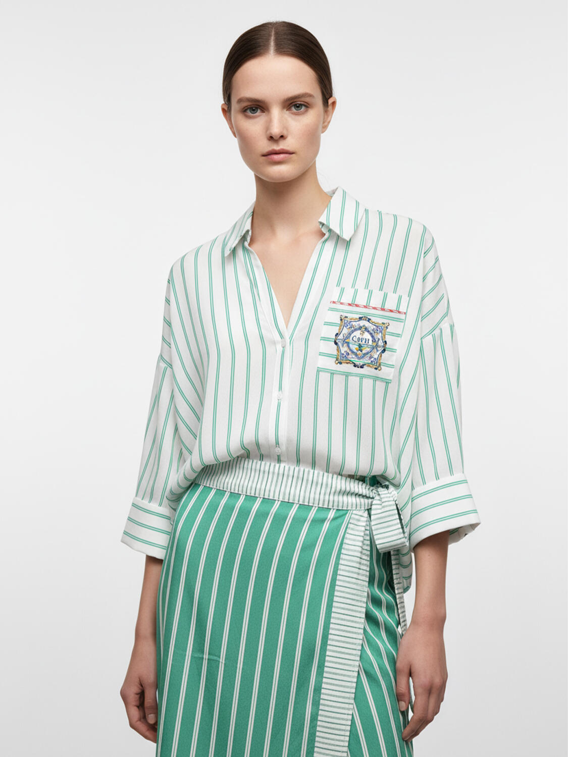 Beyaz Doğal Dökümlü Oversize Gömlek - 1