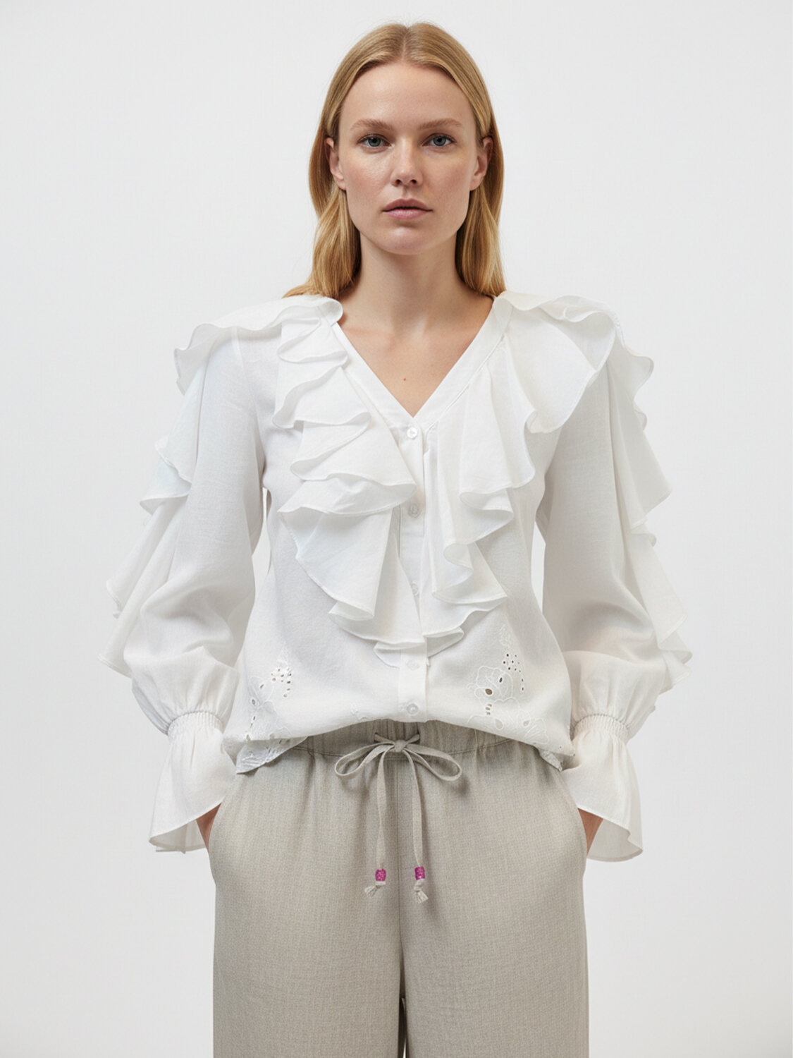 Beyaz Pamuk Dokulu Oversize Gömlek