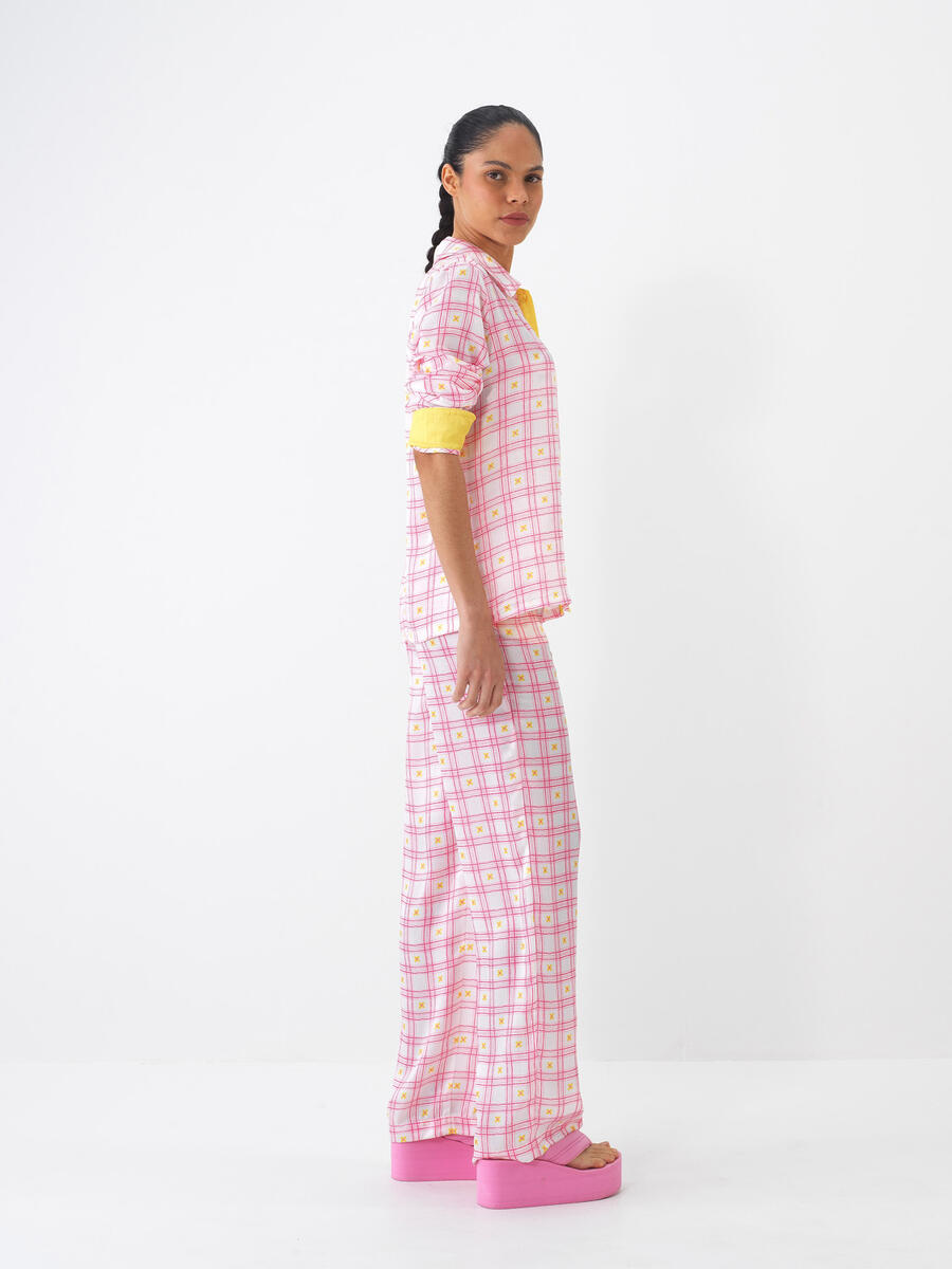 Pembe Formunu Koruyan Regular Fit Gömlek - 3