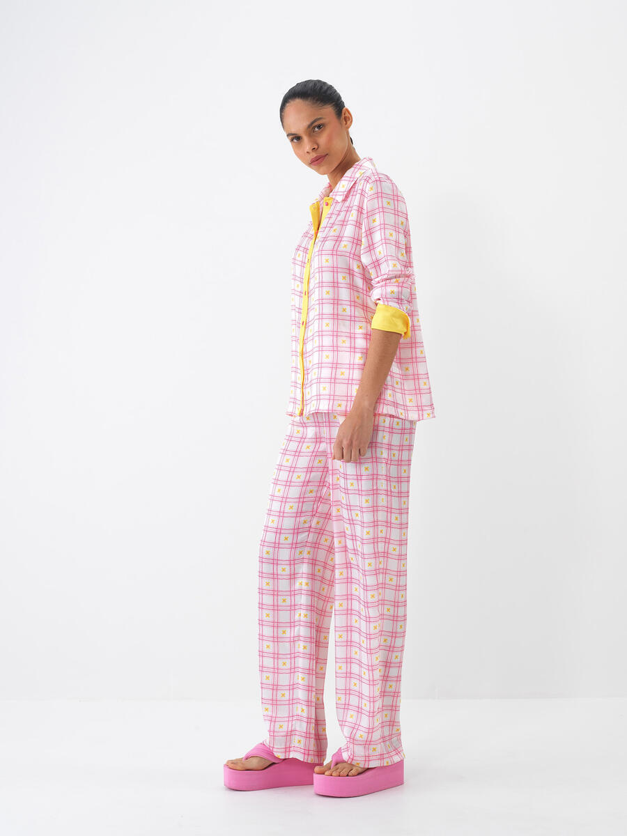 Pembe Formunu Koruyan Regular Fit Gömlek - 4