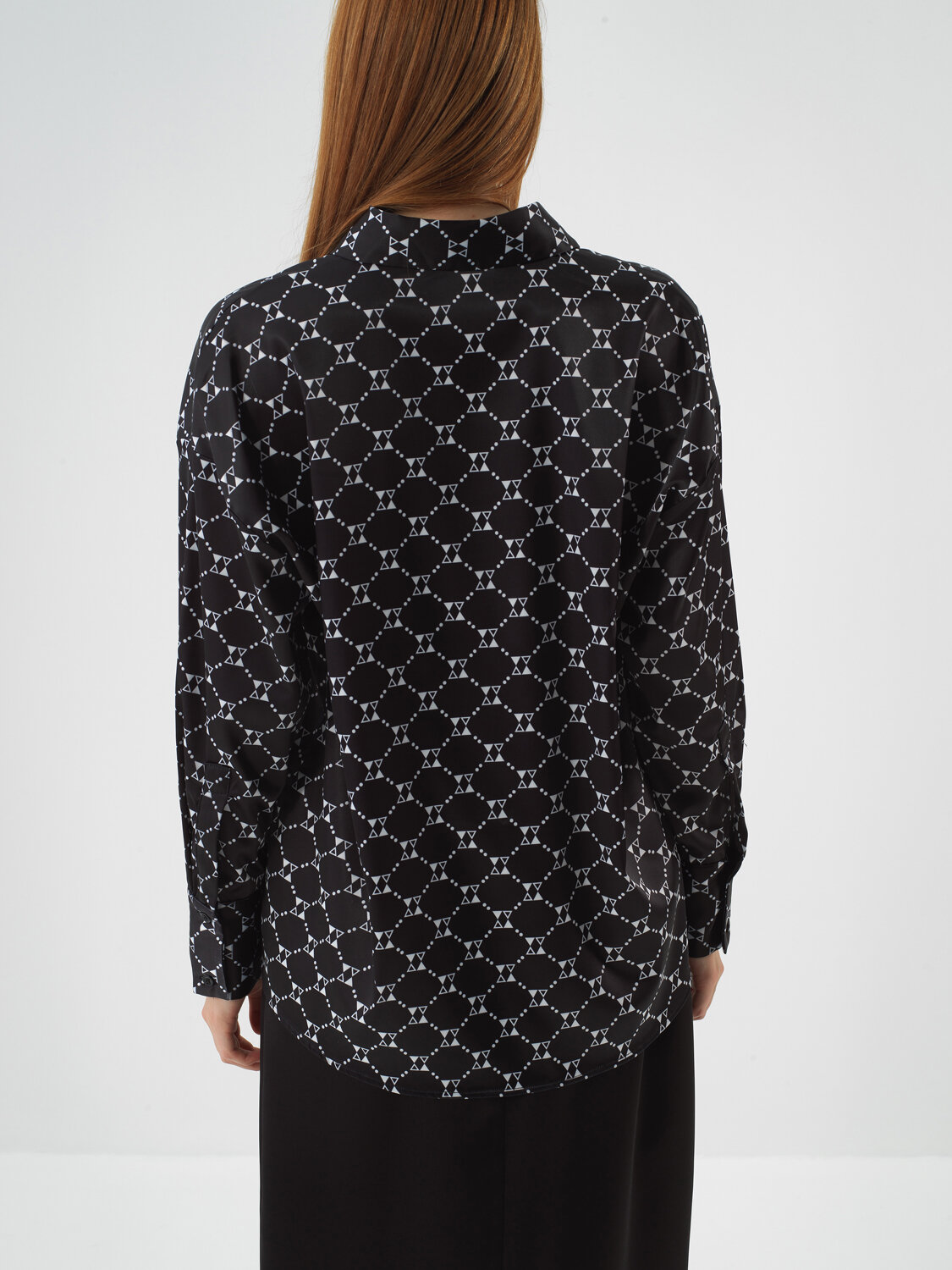 Siyah İpeksi Saten Oversize Gömlek - Xint