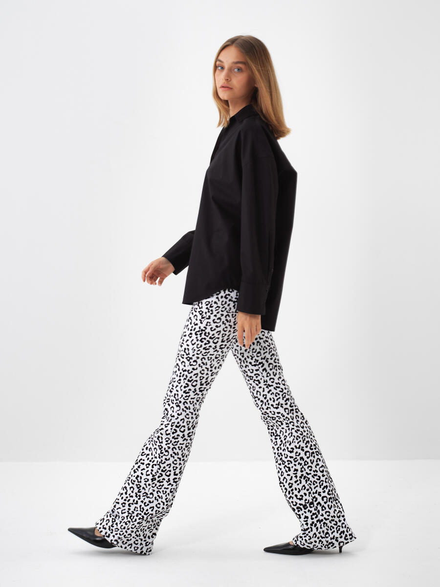 Siyah Pamuk Dokulu Oversize Gömlek - 3