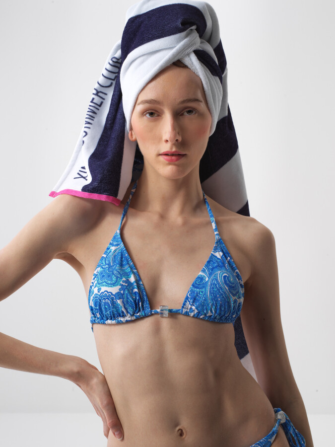 Beyaz Pamuk Dokulu Standart Fit Havlu