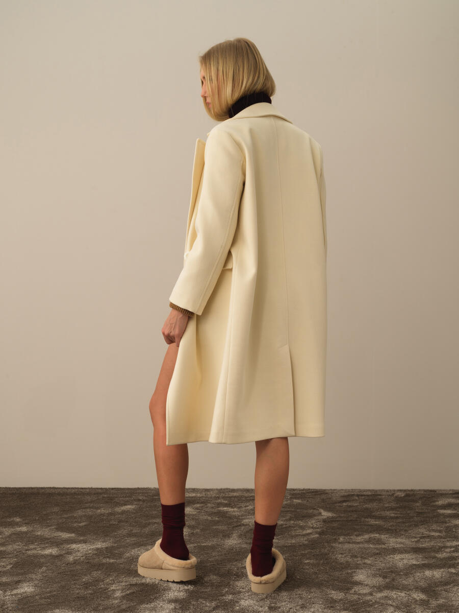 Ekru Esnek Dokulu Oversize Kaban - 4