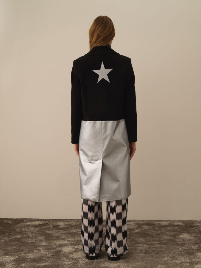 Siyah Esnek Dokulu Oversize Kaban - Xint