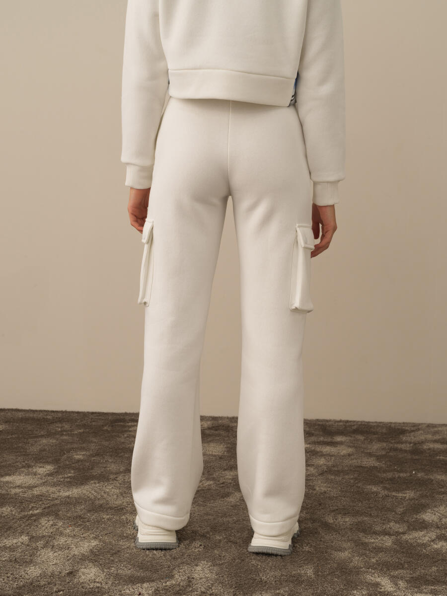 Kırık Beyaz Pamuk Dokulu Oversize Kargo Pantolon - 4