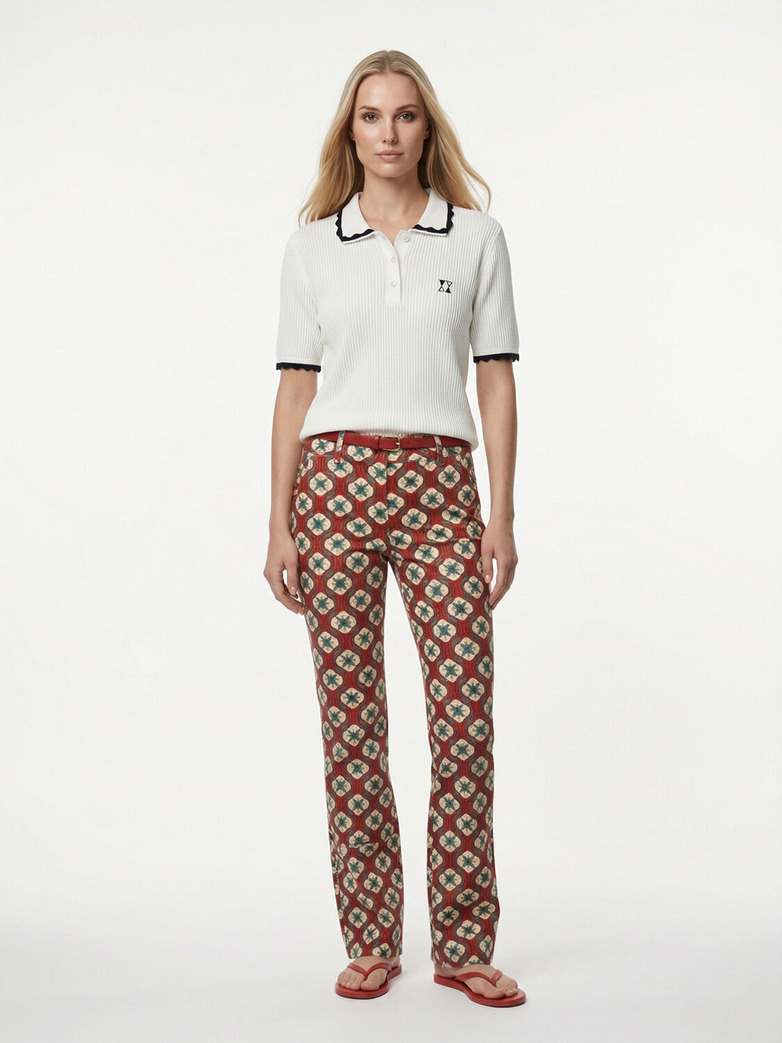 Beyaz Doğal Dökümlü Oversize Kazak (1)