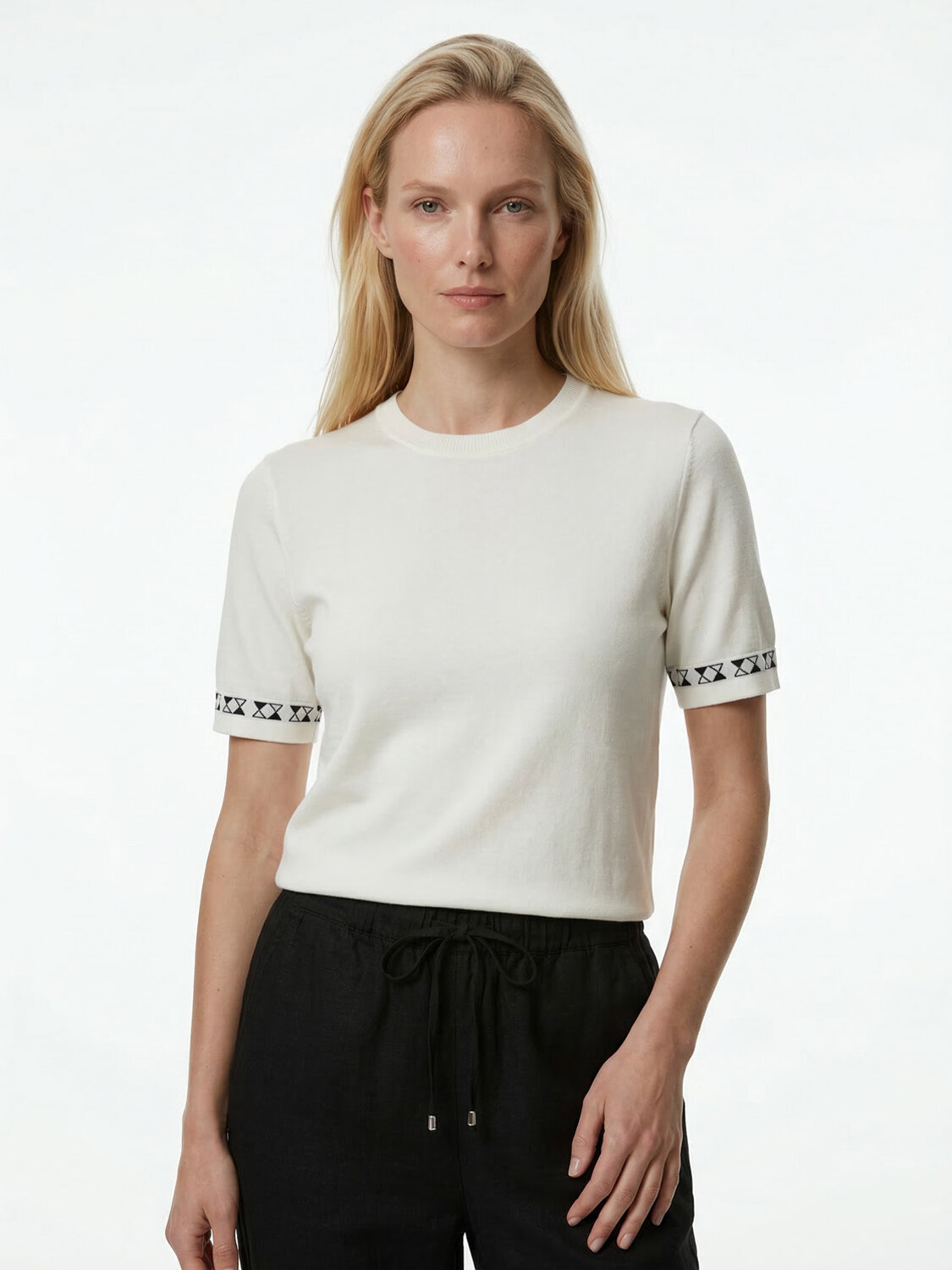 Beyaz Doğal Dökümlü Regular Fit Kazak - 1