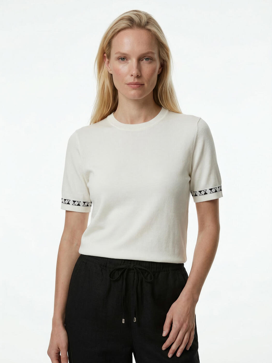 Beyaz Doğal Dökümlü Regular Fit Kazak - 1