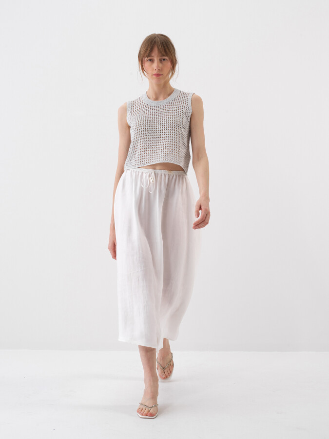 Beyaz Formunu Koruyan Oversize Kazak (1)