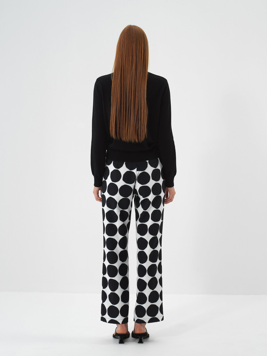 Siyah Pamuk Dokulu Oversize Kazak - Xint