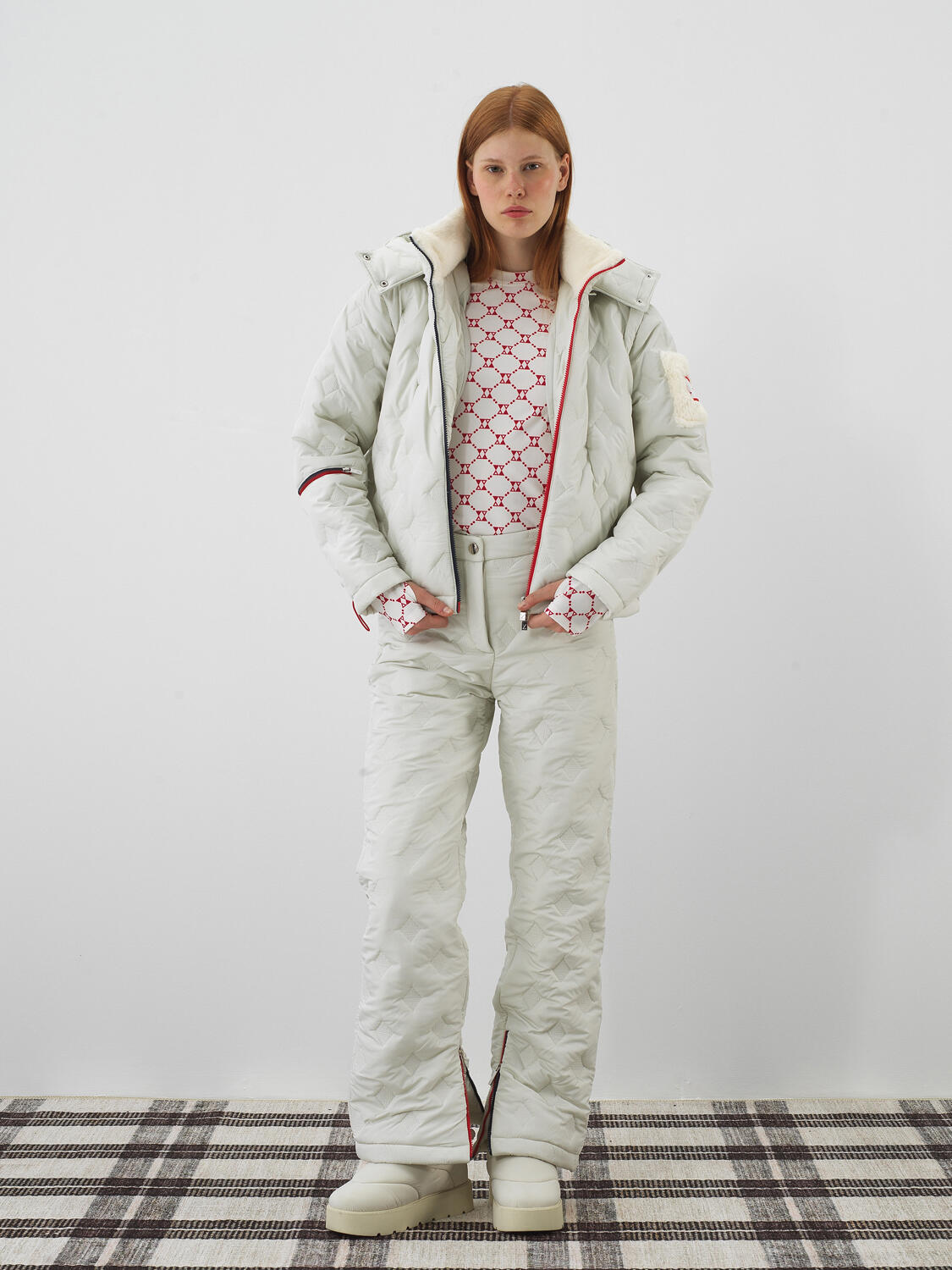 Ekru Kapitone Dokulu Oversize Mont